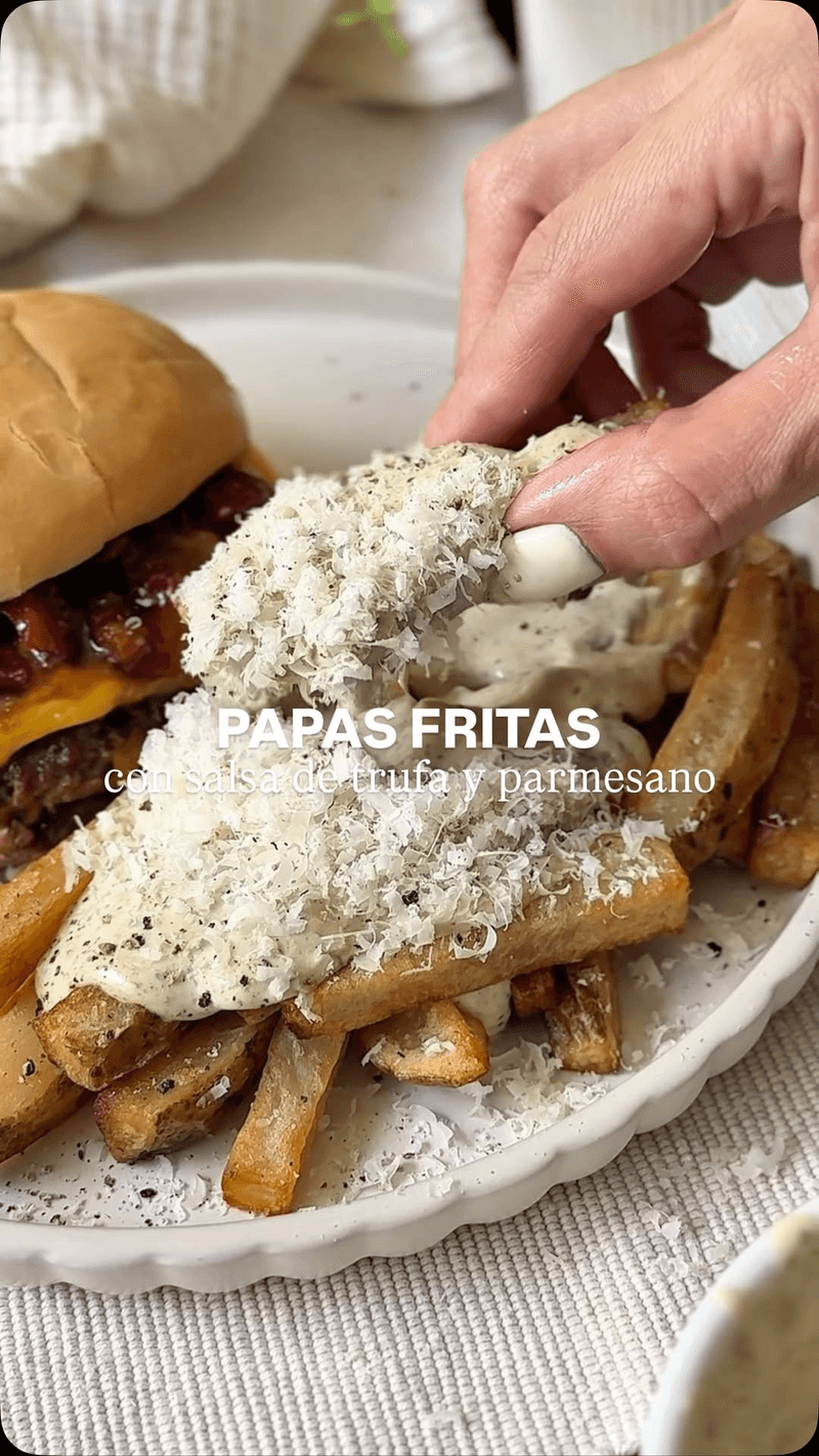 Papas Fritas con Salsa de Trufa y Parmesano Thumbnail