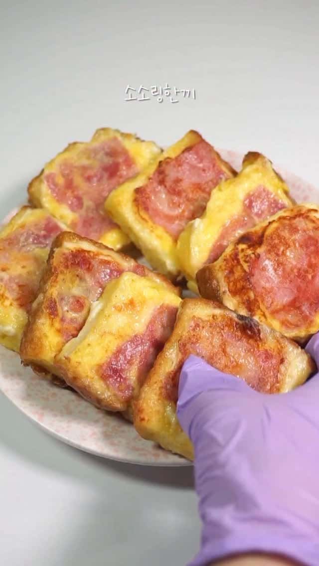 10분 완성 초간단 베이컨 치즈 토스트 Thumbnail