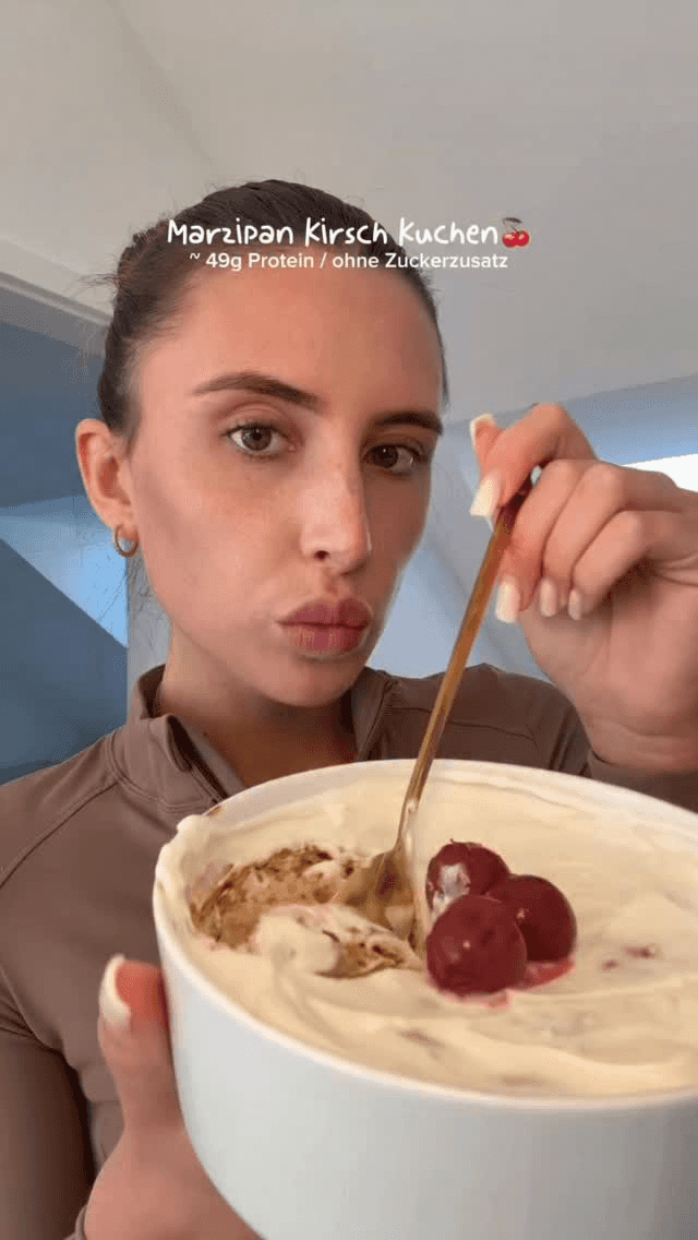 Marzipan Kirsch Kuchen Thumbnail