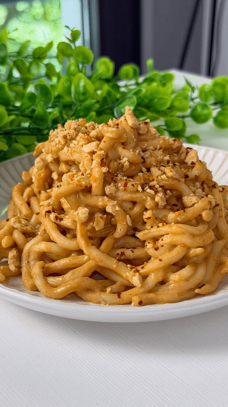Fideos Udon con Salsa de Cacahuetes Thumbnail