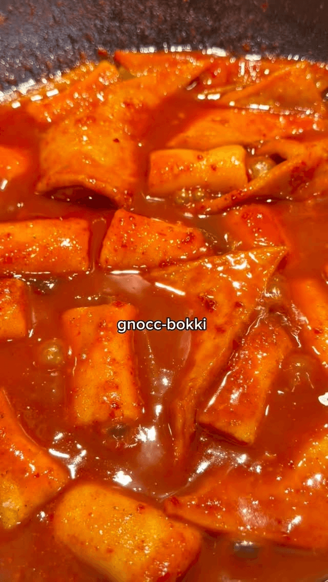 Gnocc-bokki (Ricotta Gnocchi + Tteokbokki)