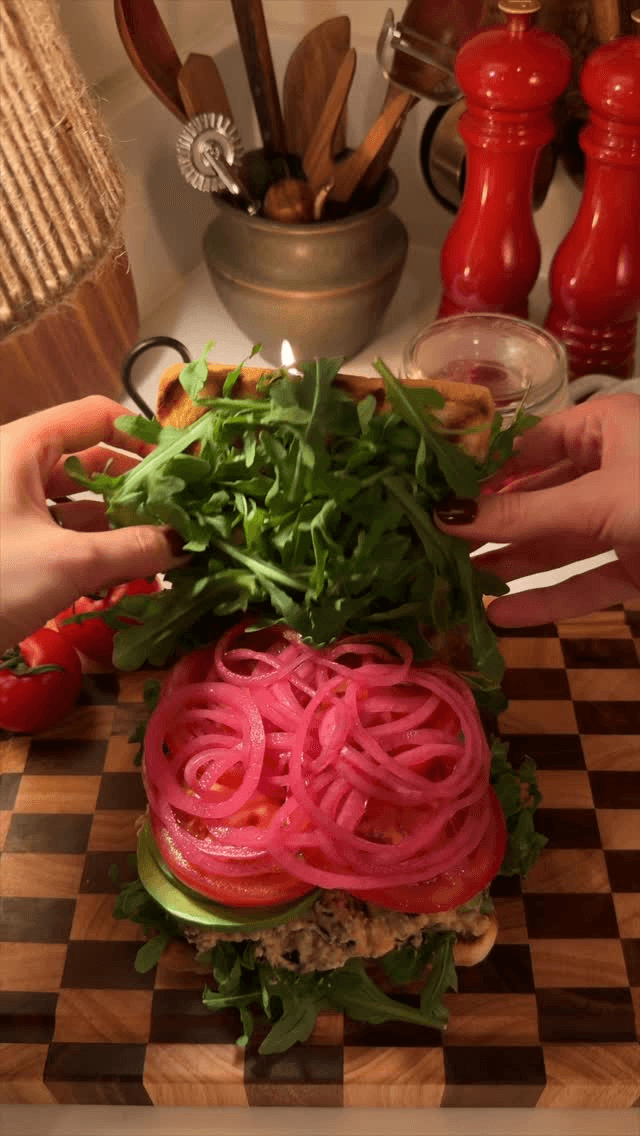 Vegan 'Tuna' Sandwich Thumbnail
