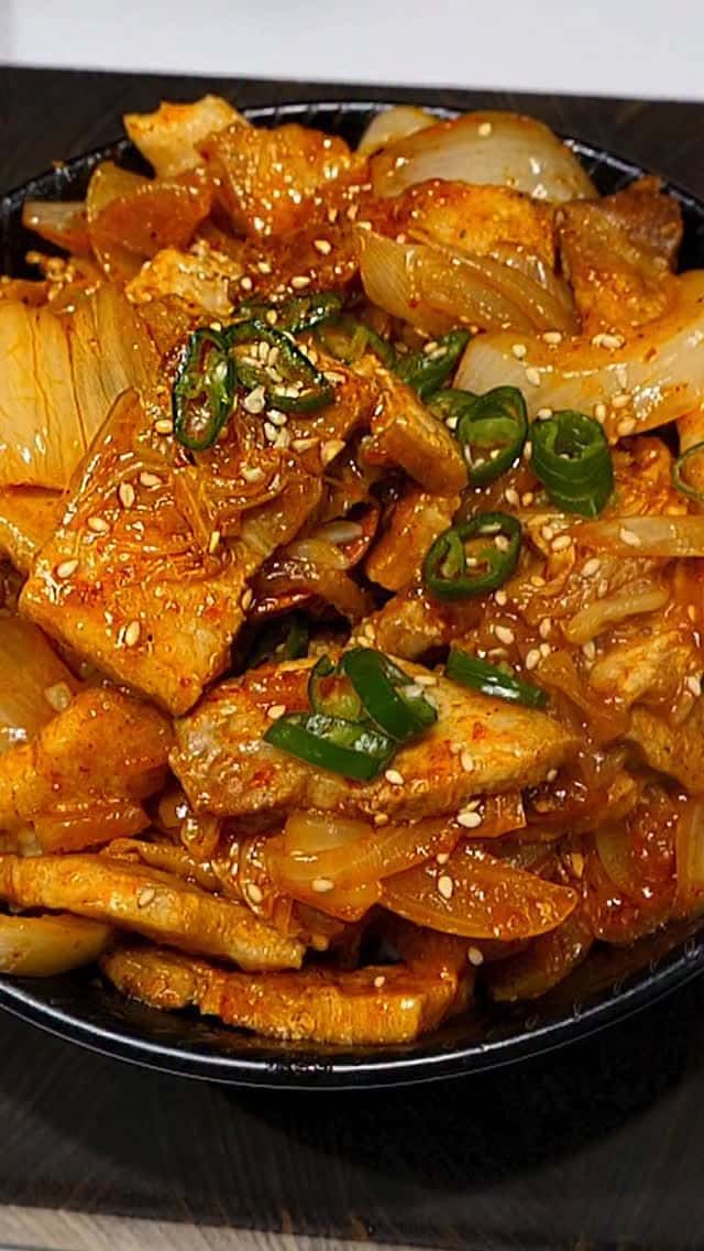 김치 삼겹살 볶음 Thumbnail