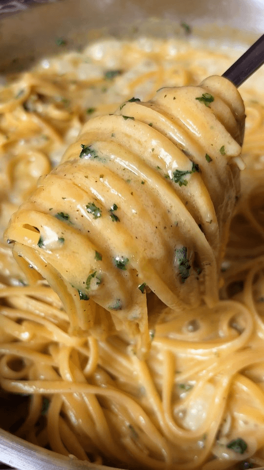 크리미 갈릭 원팟 파스타 Thumbnail