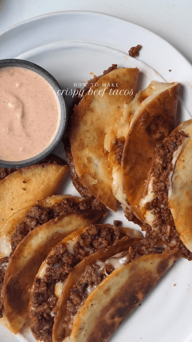 바삭한 소고기 타코 Thumbnail