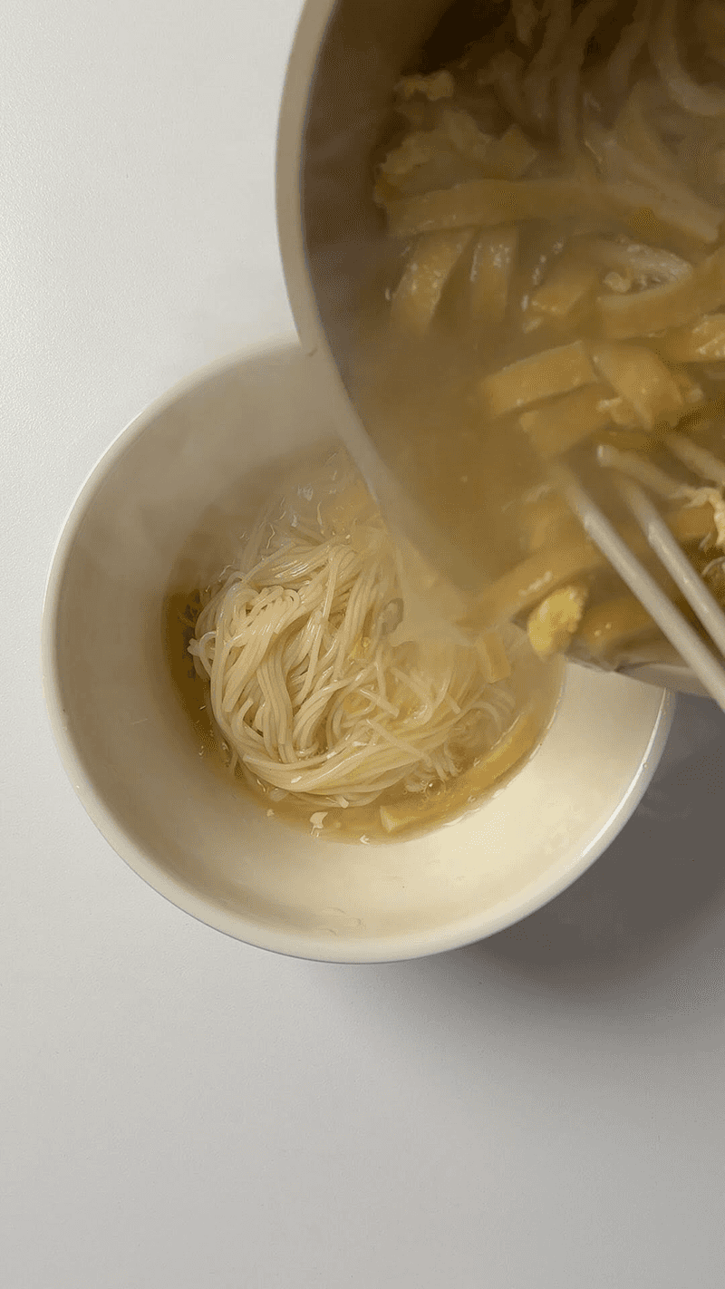 해장 끝판왕! 뜨끈한 어묵국수 Thumbnail