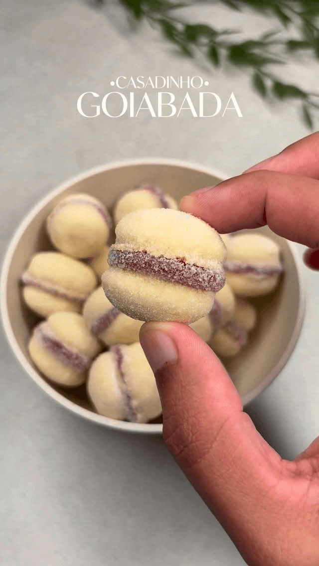 Guava Sandwich Cookies (Casadinho de Goiabada)