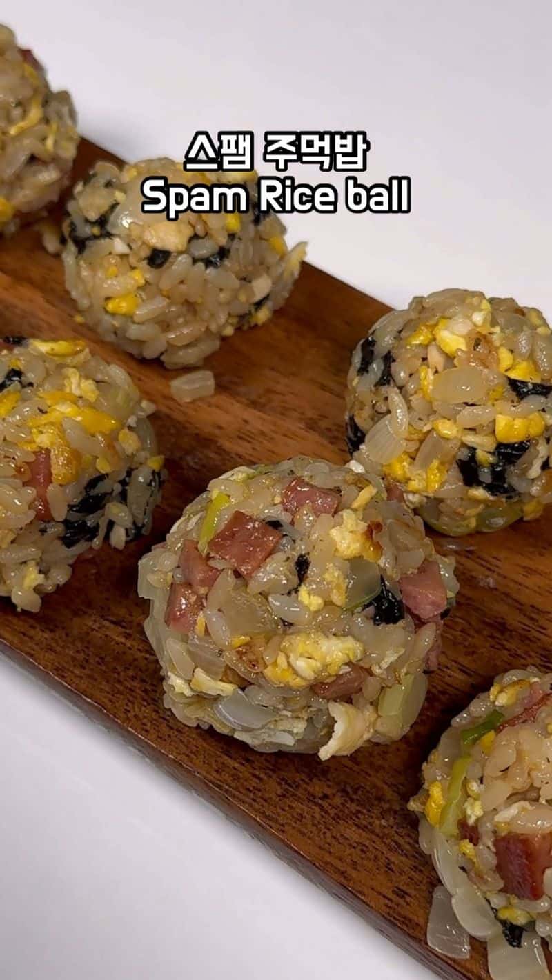 스팸 주먹밥 Thumbnail