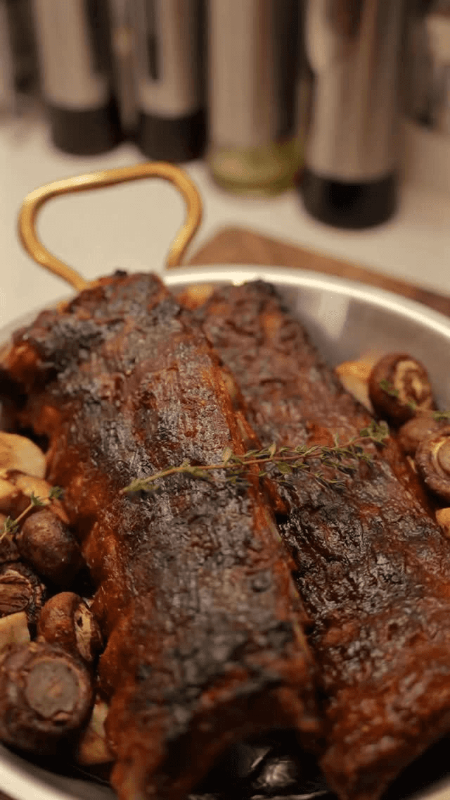 당신의 연말을 책임질 바베큐 폭립 Thumbnail