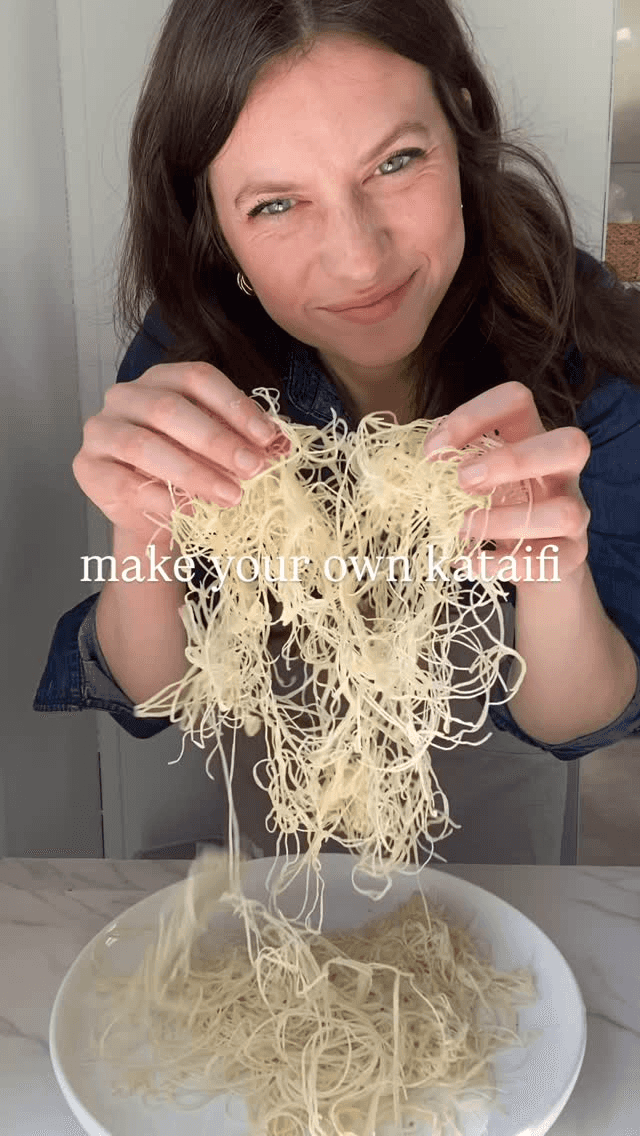 유명한 두바이 초콜릿 바를 위한 카타이피 직접 만들기 Thumbnail