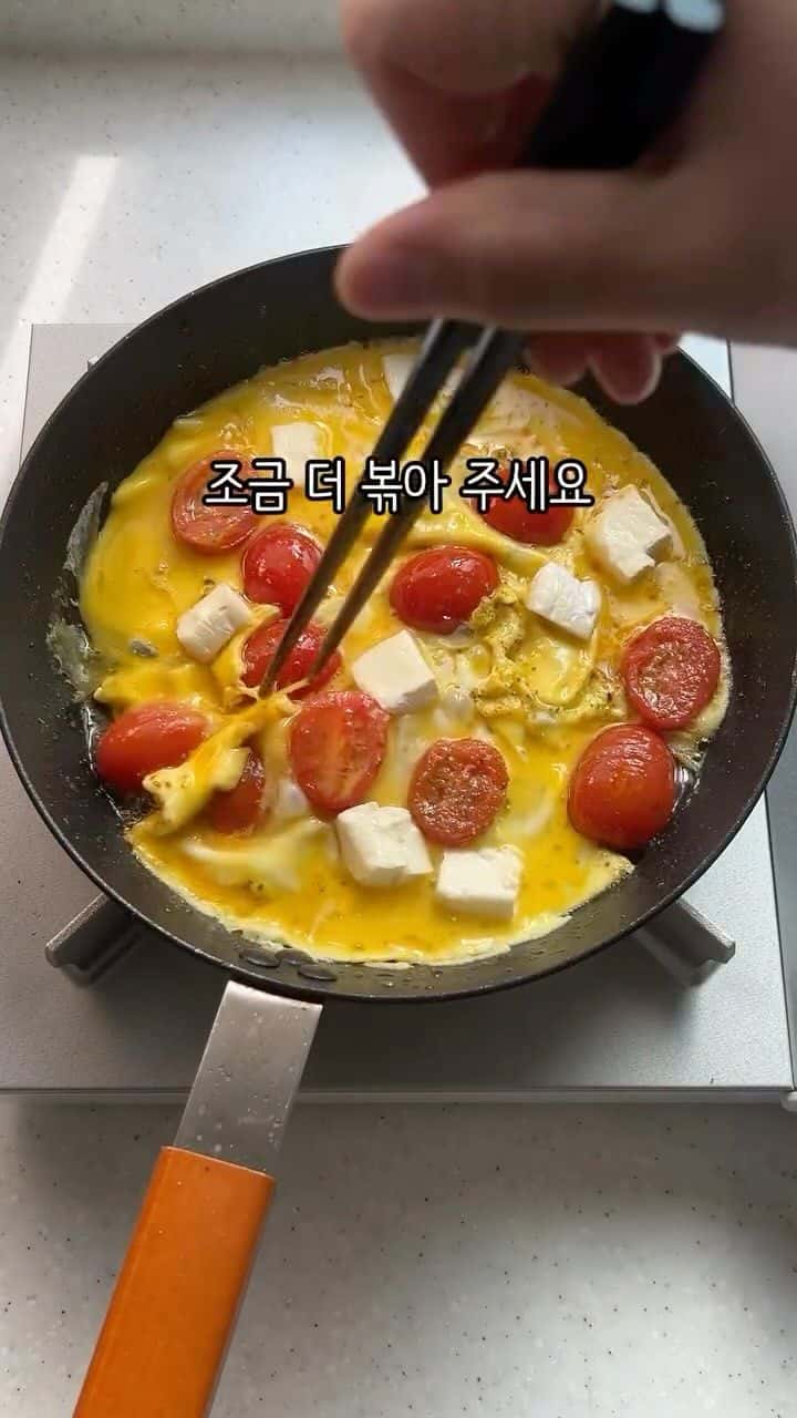 간단 다이어트 레시피, 브리 바질페스토 오믈렛 Thumbnail