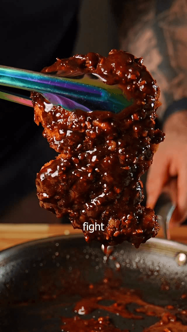 바삭하고 맛있는 버번 치킨 샌드위치 Thumbnail