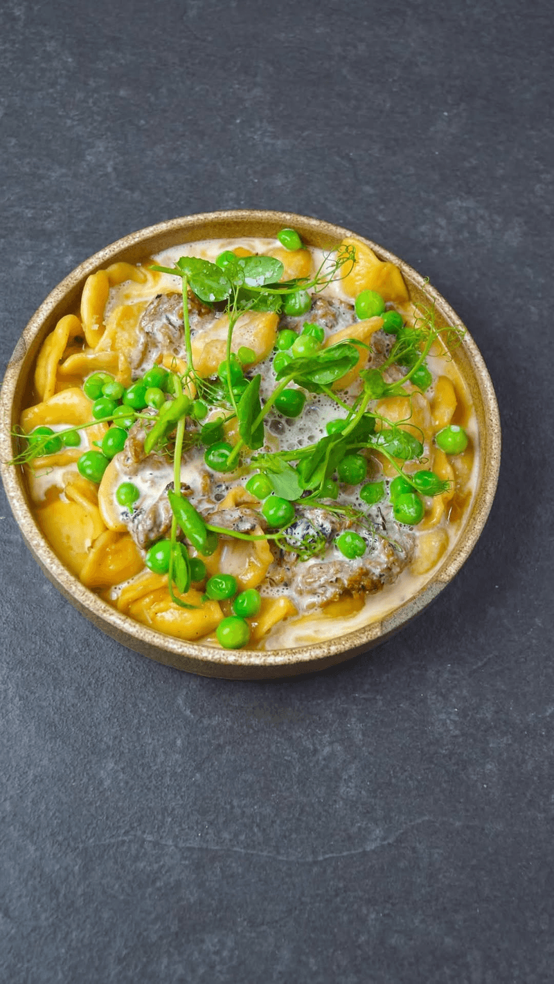 Orecchiette con Costillas y Guisantes Thumbnail