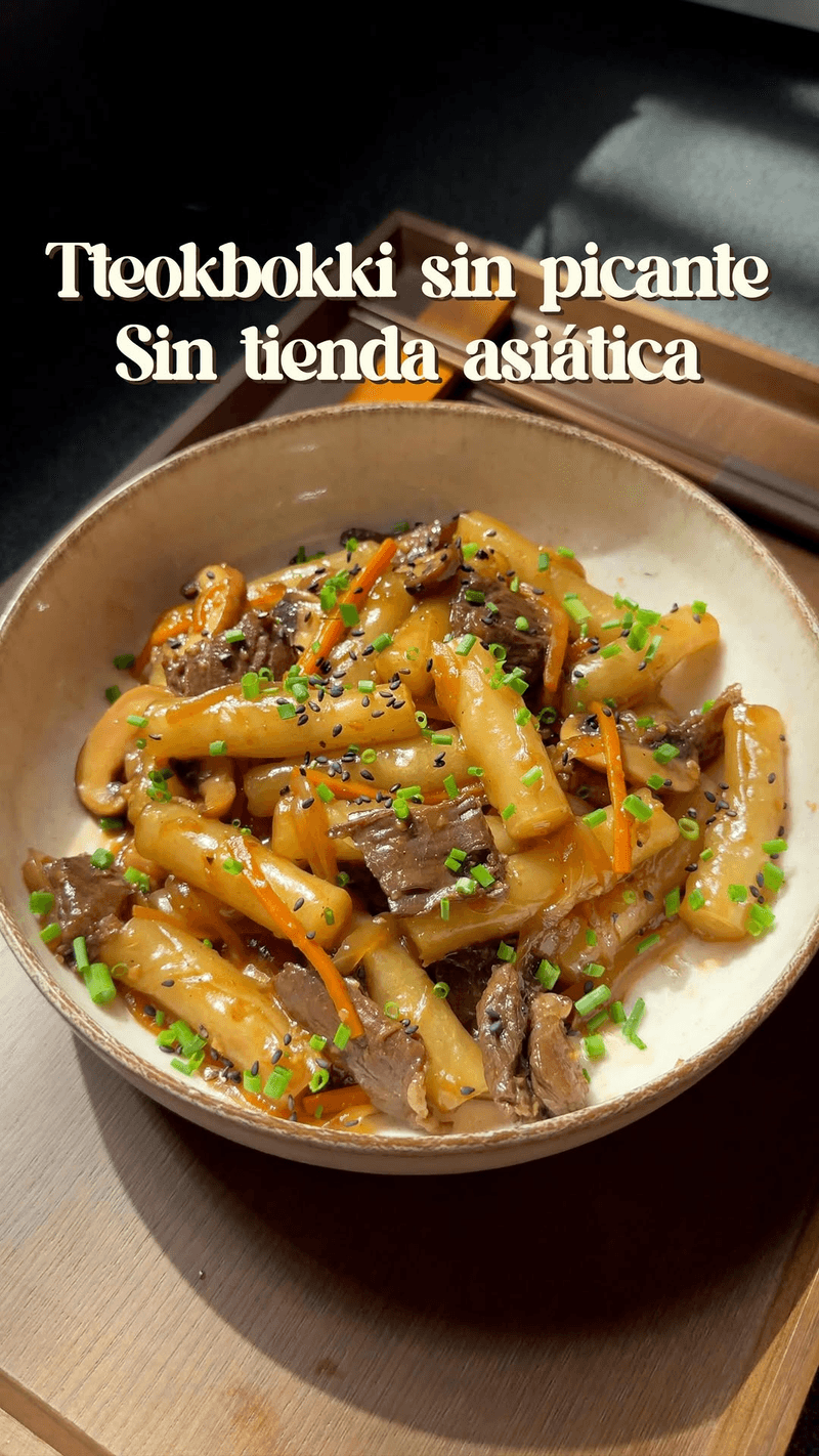 Tteokbokki sin picante (Gungjung Tteokbokki) Thumbnail