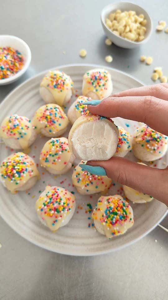 케이크 팝 프로틴 냉동 볼 Thumbnail