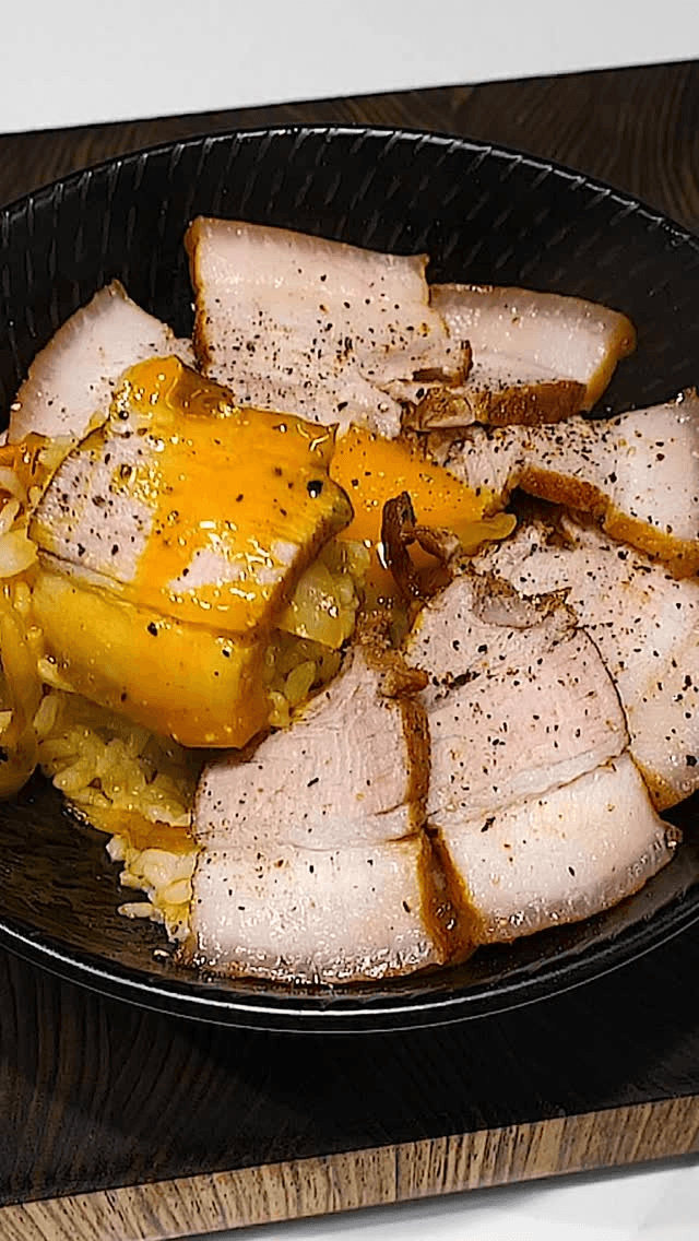 야매로 만드는 초간단 차슈덮밥 Thumbnail