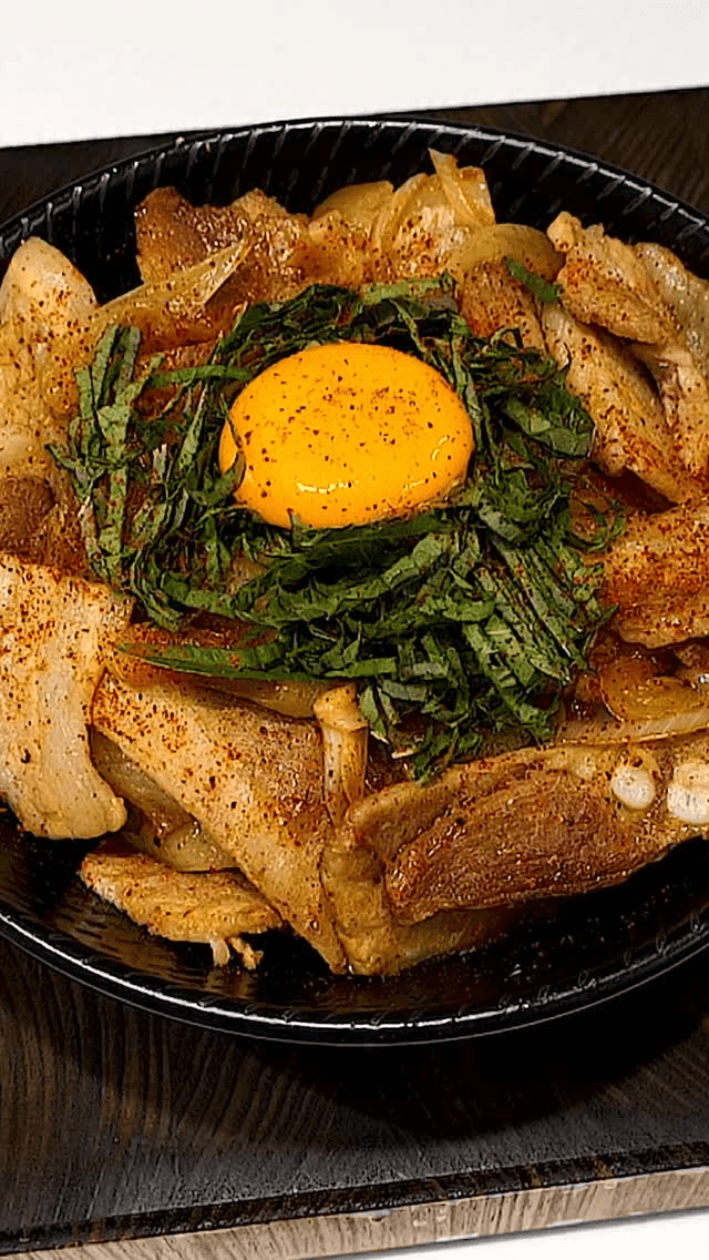 초간단 대패삼겹살 덮밥 Thumbnail