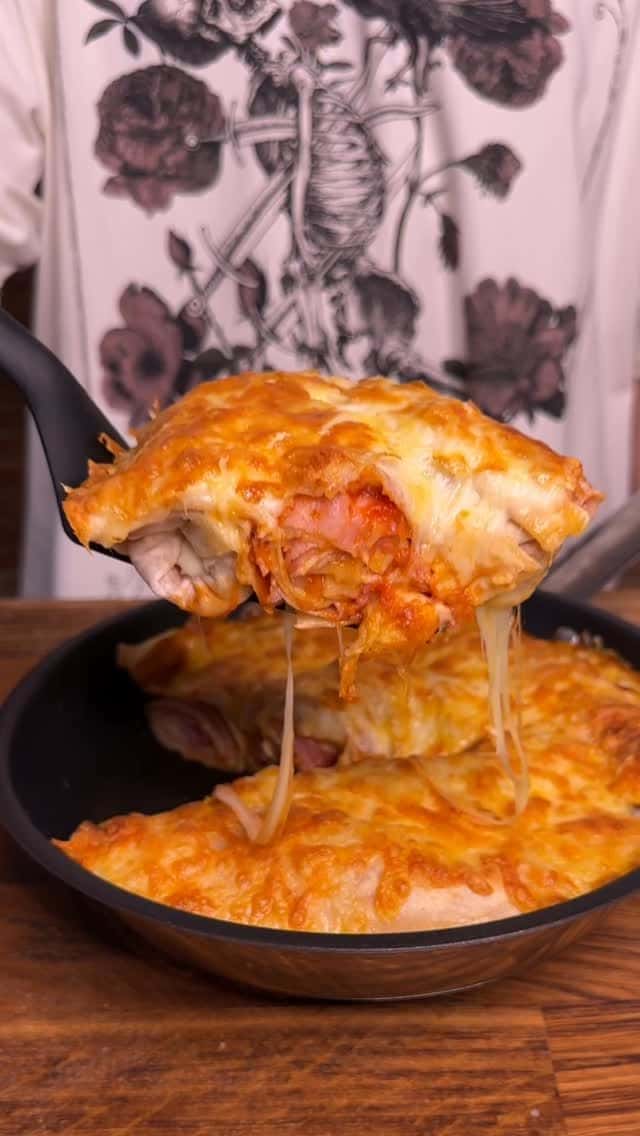 메가 햄치즈롤 Thumbnail