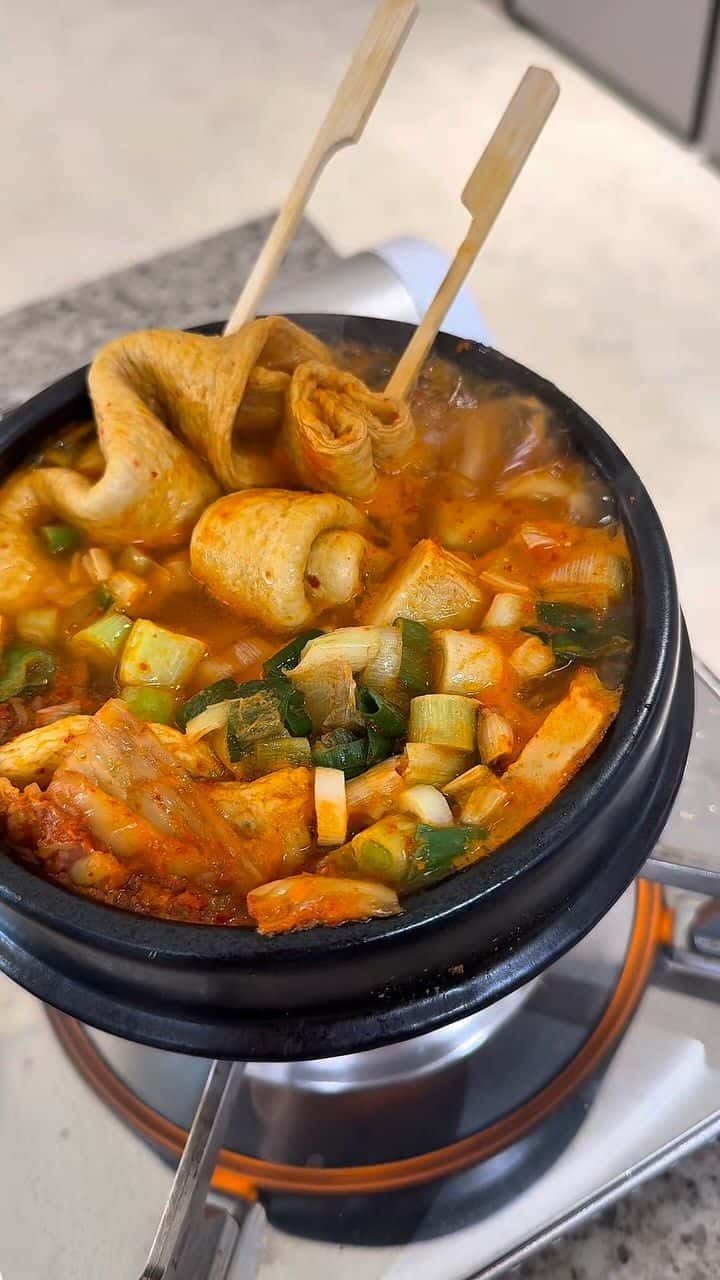 5분 컷 김치우동 Thumbnail