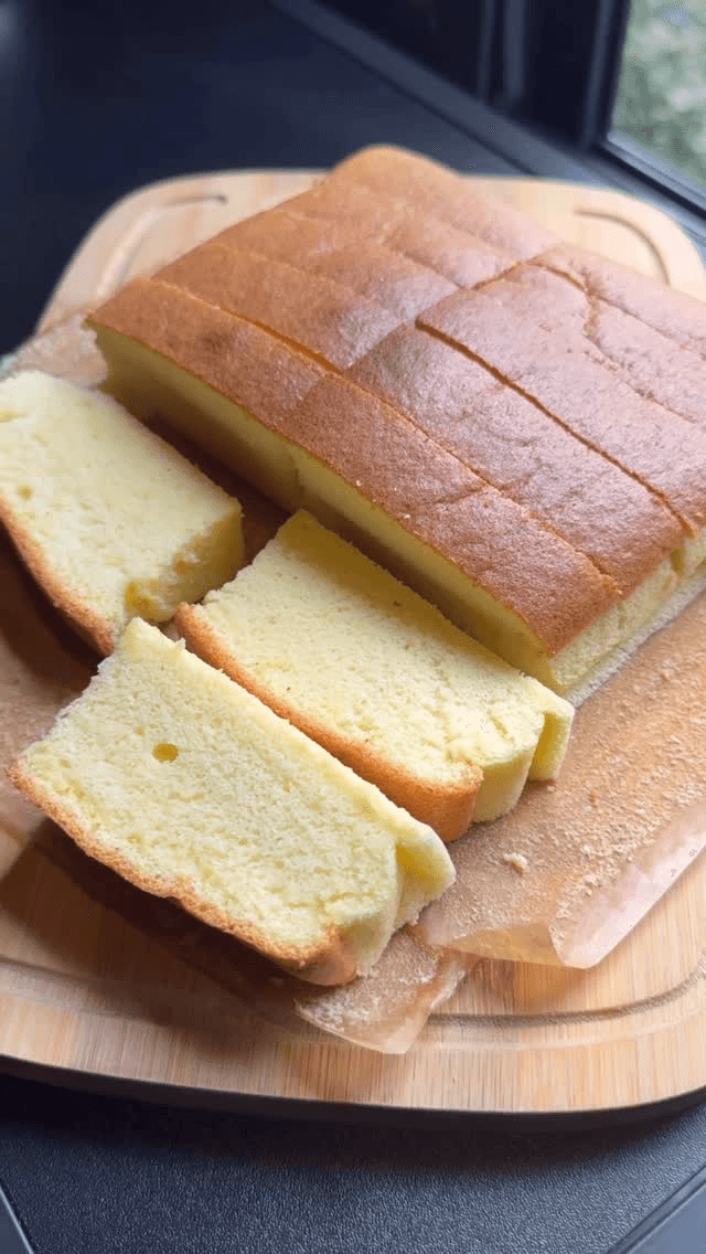 에어프라이어 카스테라 케이크 Thumbnail