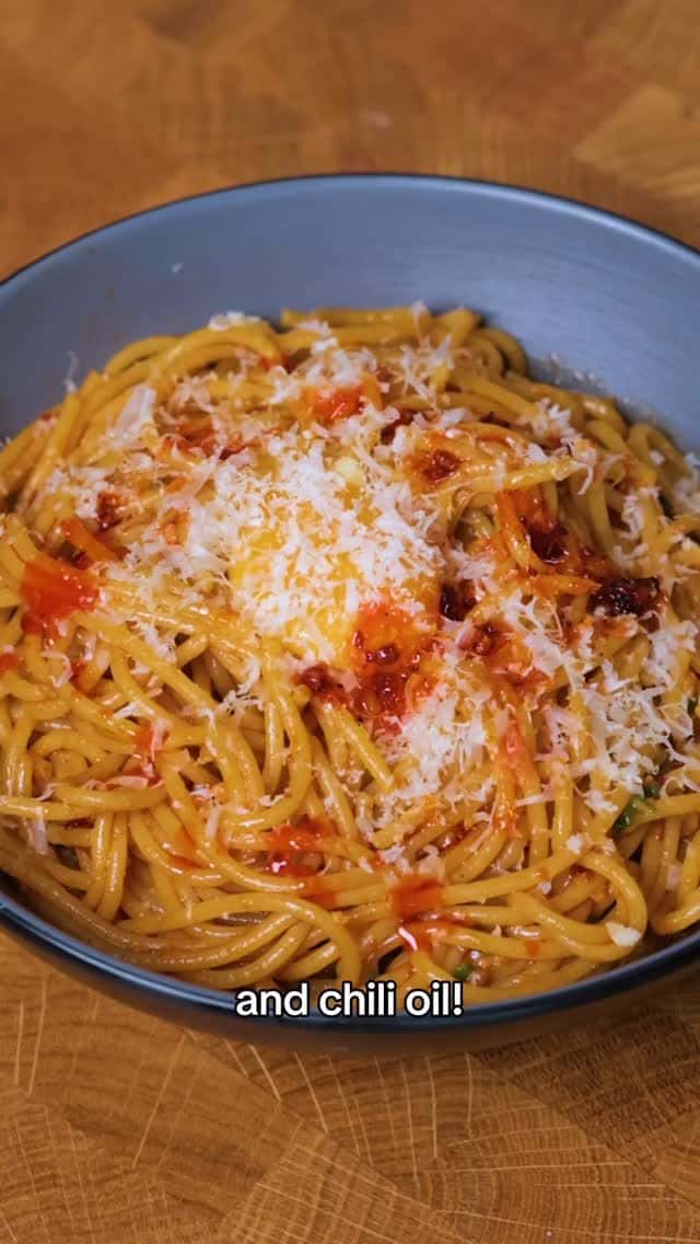 칠리 오일 마늘 버터 파스타 Thumbnail