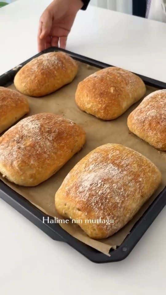 해바라기씨 빵 Thumbnail