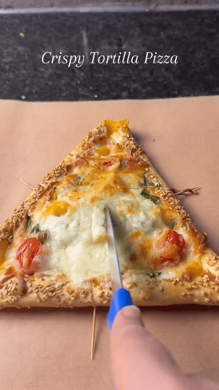 바삭한 토르티야 피자 Thumbnail
