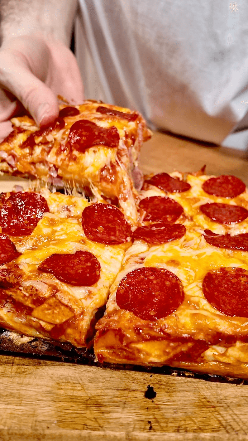 Pizza en Freidora de Aire con Base de Tortilla Thumbnail