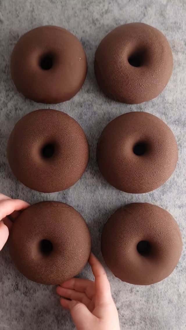 커피 초콜릿 글레이즈드 도넛 Thumbnail