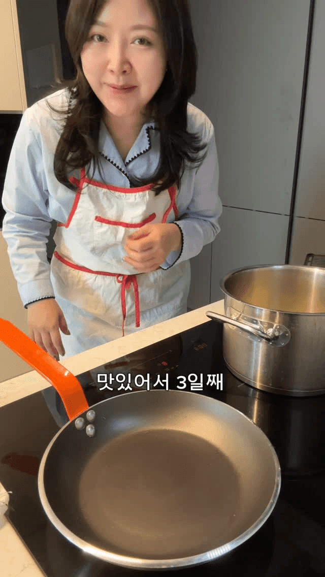 맛있어서 3일째 먹고 있는 알리오올리오 Thumbnail