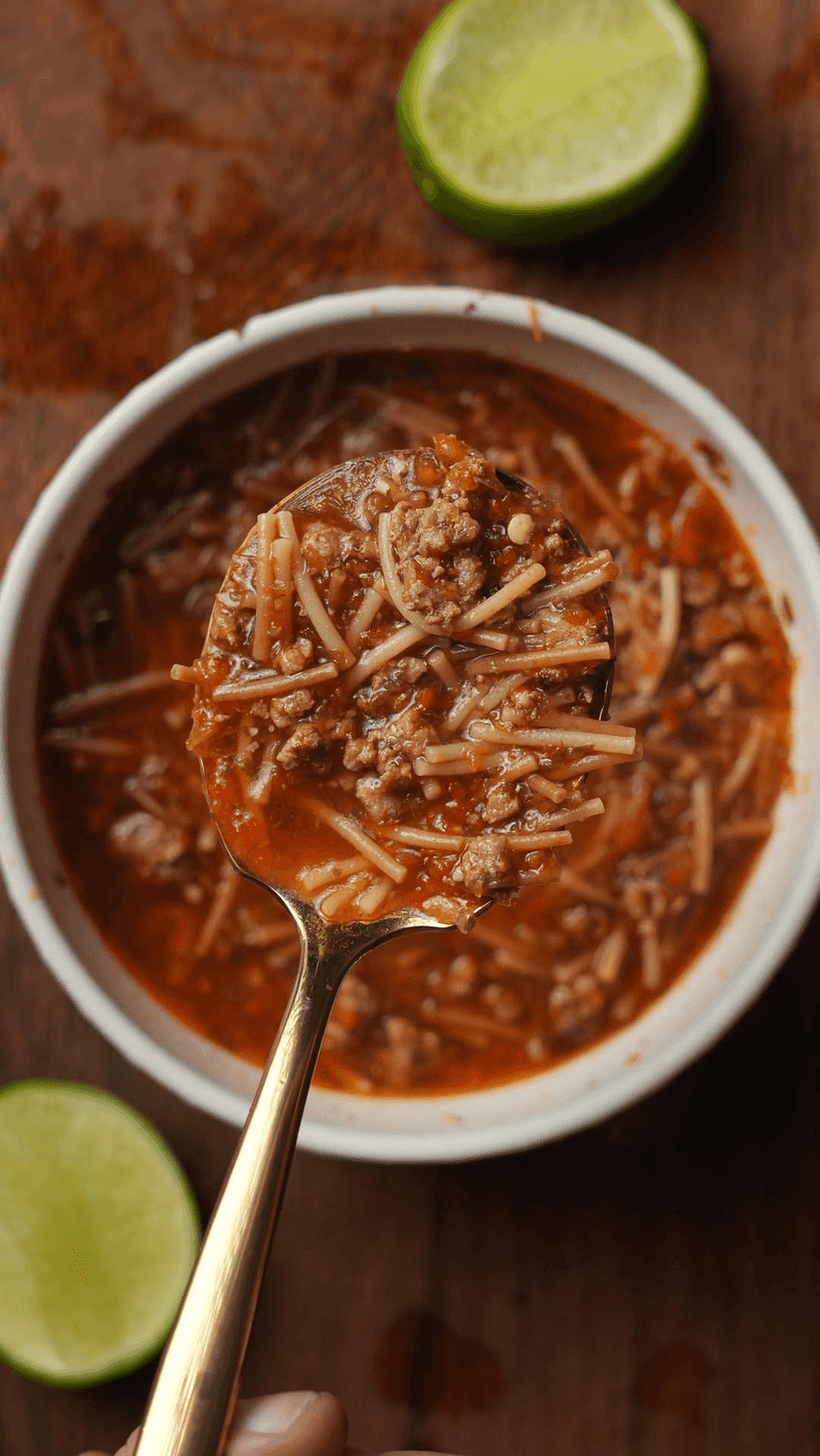 Sopa de fideos con carne Thumbnail