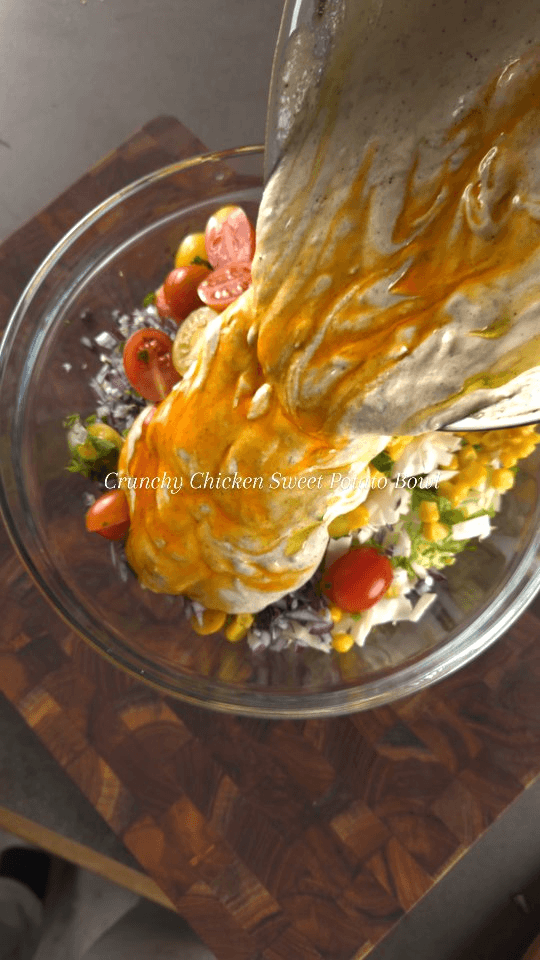 Knusprige Hähnchen-Süßkartoffel-Bowl Thumbnail