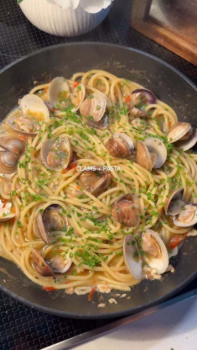 매콤한 조개 파스타 Thumbnail