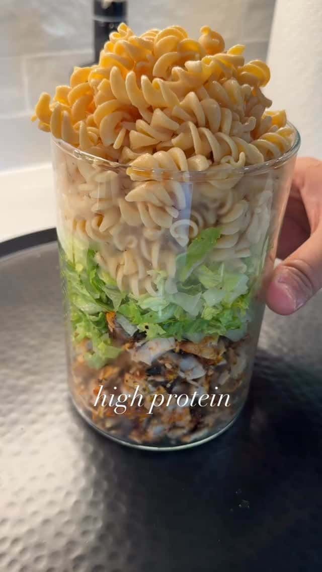 고단백 치킨 시저 파스타 샐러드 Thumbnail