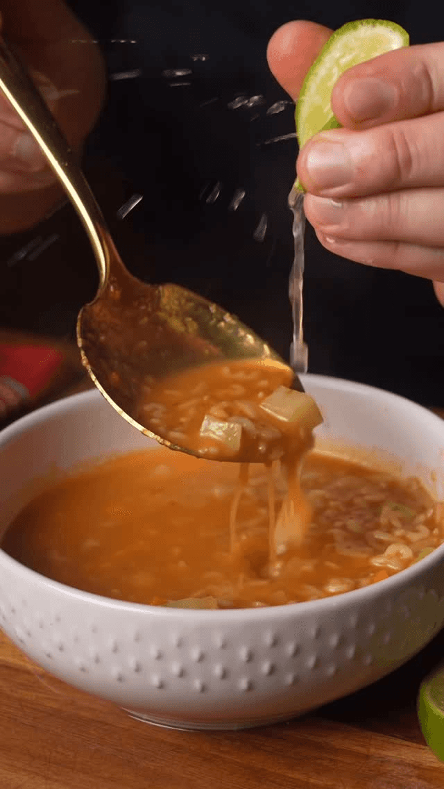 Sopita de Letras con Verduras Thumbnail