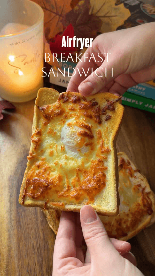 Airfryer Breakfast Sandwich Thumbnail