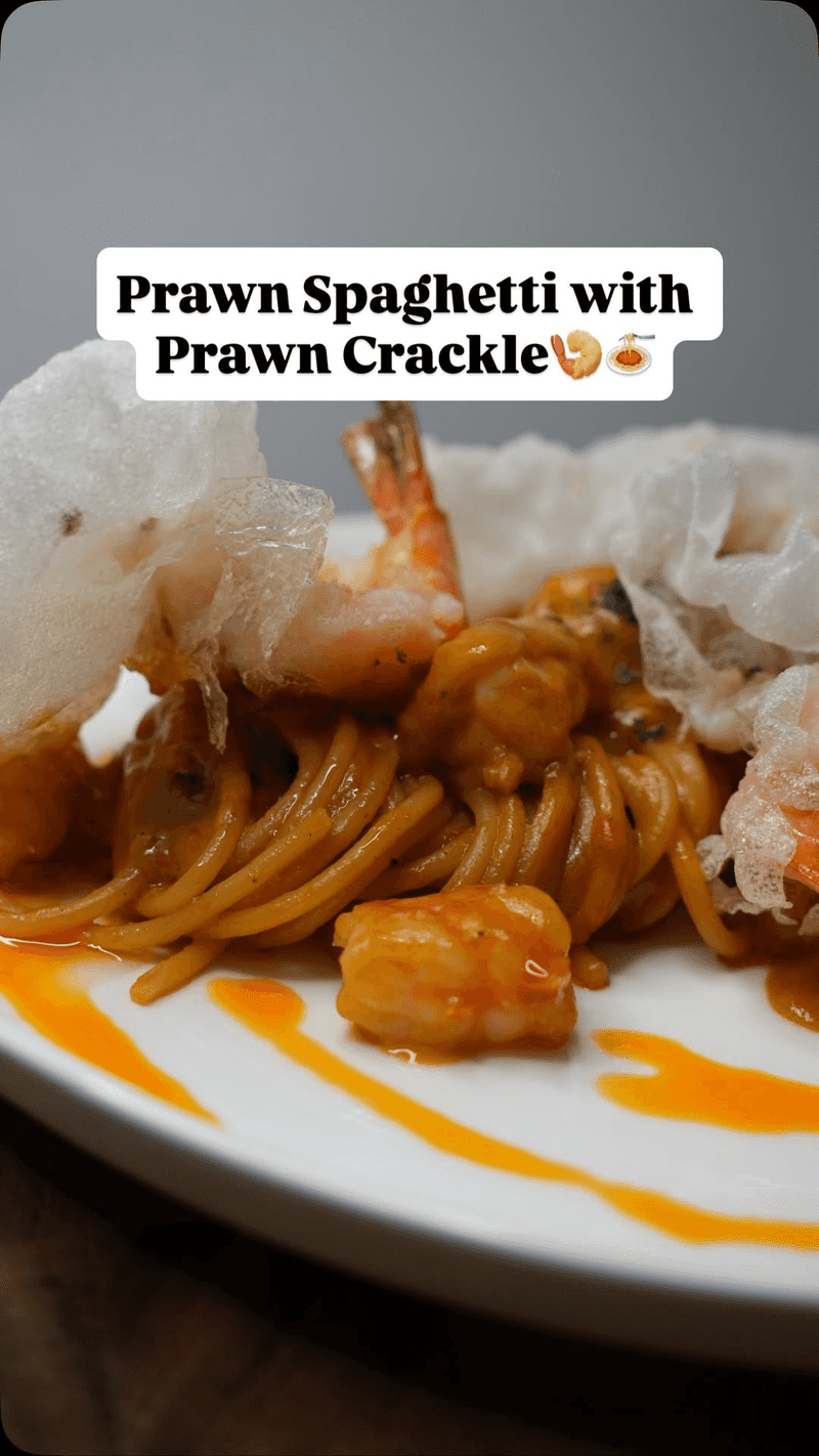 바삭한 새우 크래클을 곁들인 새우 스파게티 Thumbnail