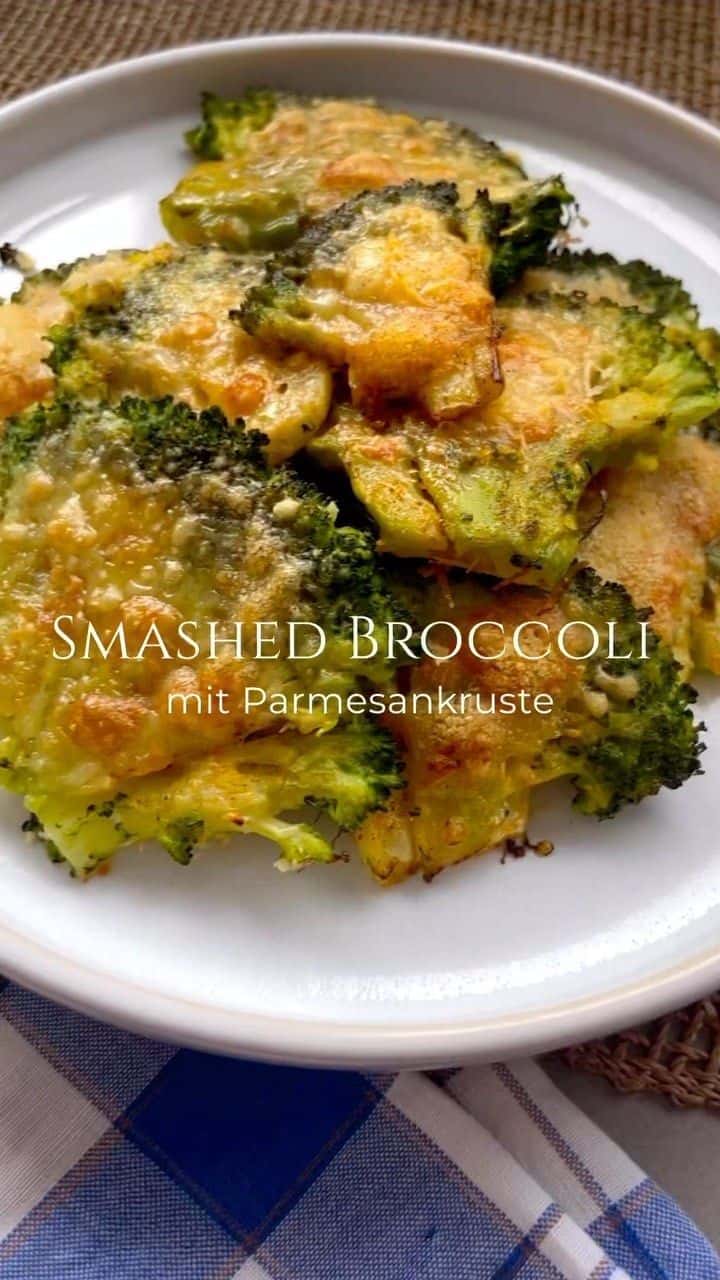 으깬 브로콜리 파마산 치즈 구이 Thumbnail