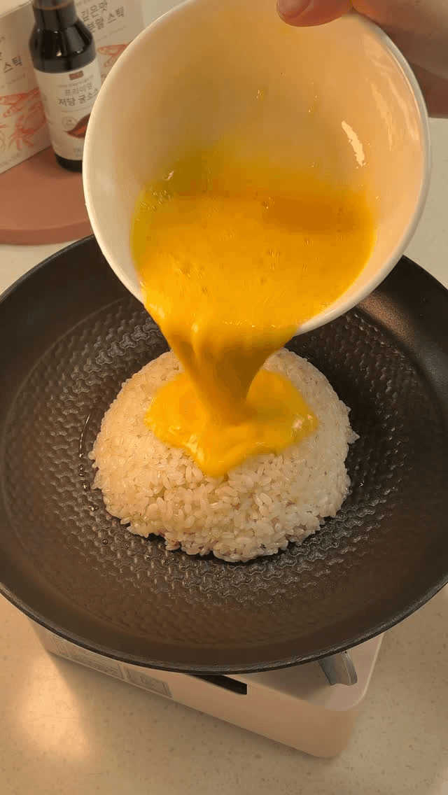 미나리 새우 볶음밥 Thumbnail