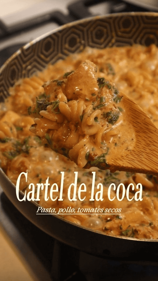 El cartel de la coca: Pasta, pollo, tomates secos Thumbnail