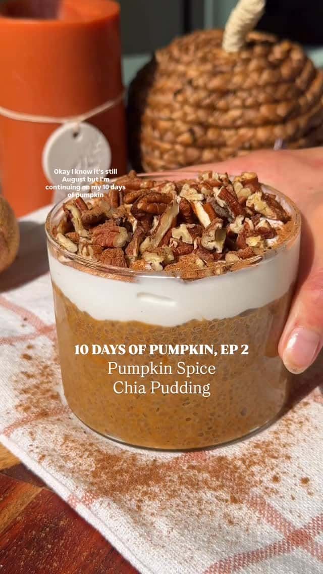 펌킨 스파이스 치아 푸딩 Thumbnail