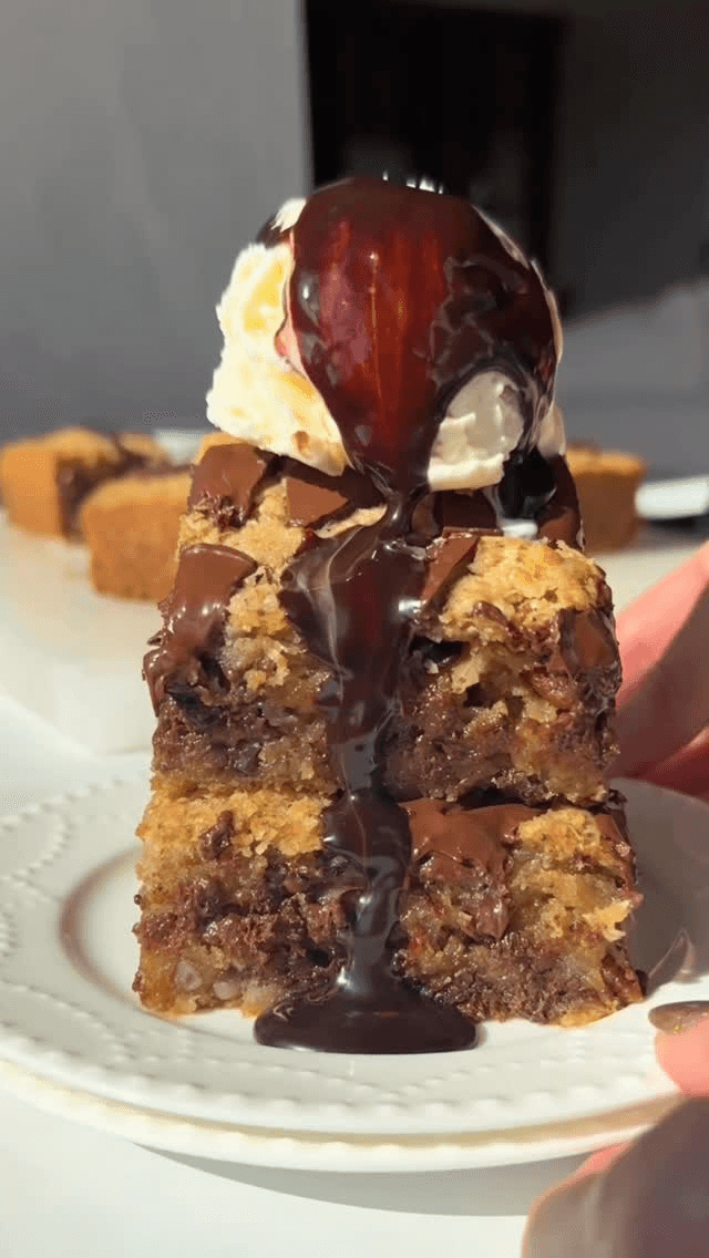 코코넛 초콜릿 블론디 Thumbnail