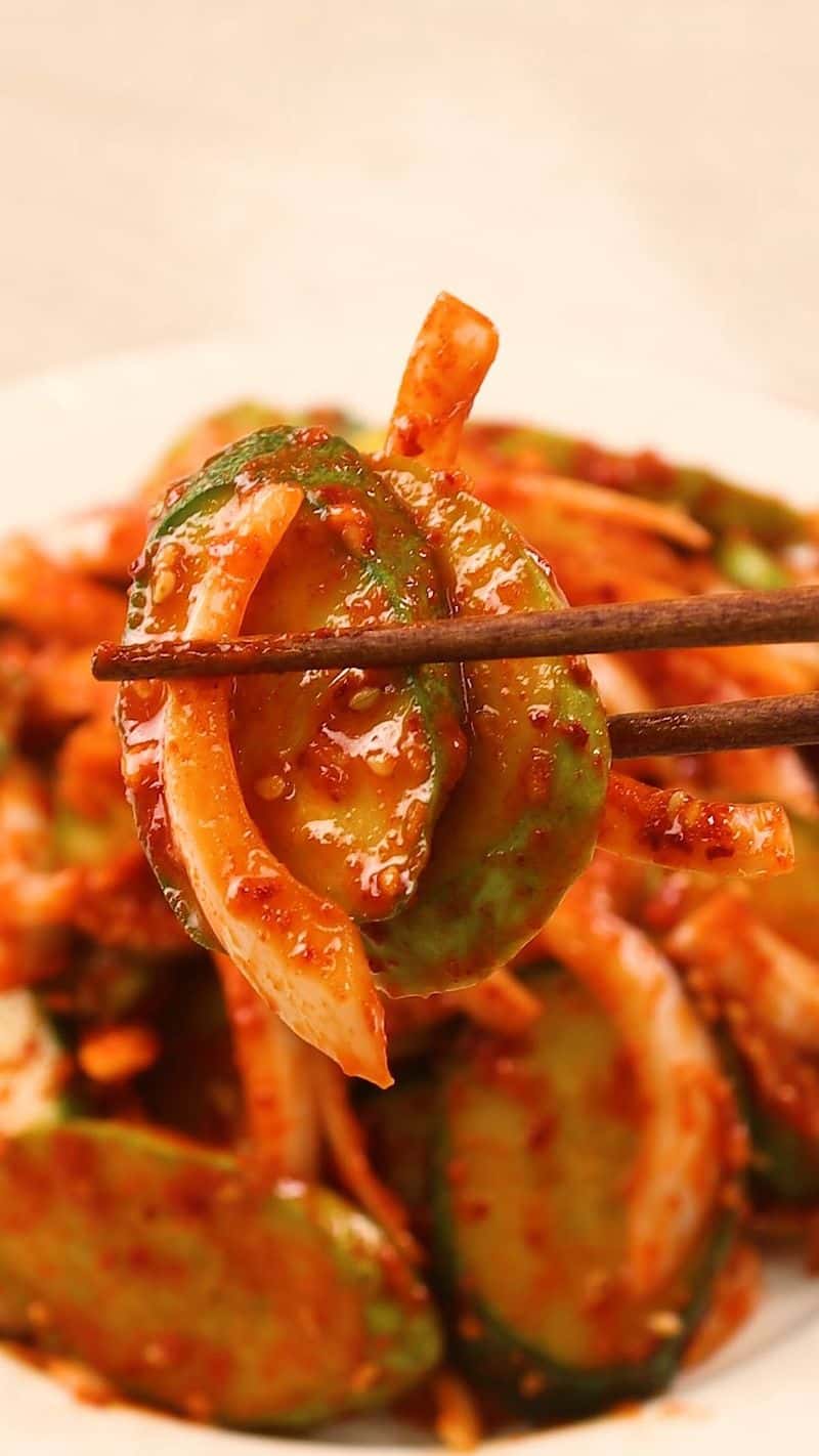 물기 없이 아삭함이 두 배! 한정식 오이무침 Thumbnail