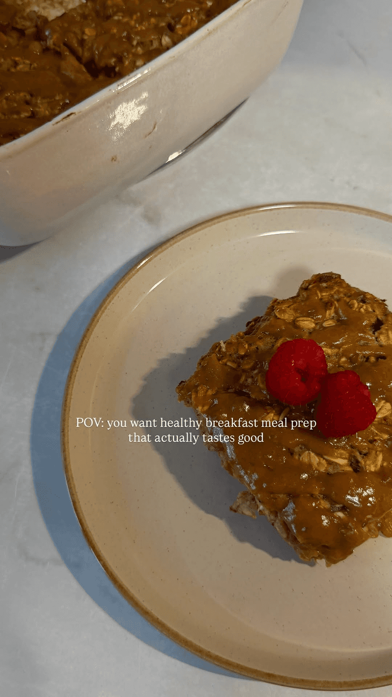 Klebriger Dattel-Haferflocken-Auflauf zur Essensvorbereitung Thumbnail