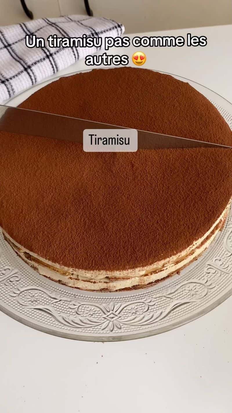 특별한 티라미수 케이크 Thumbnail