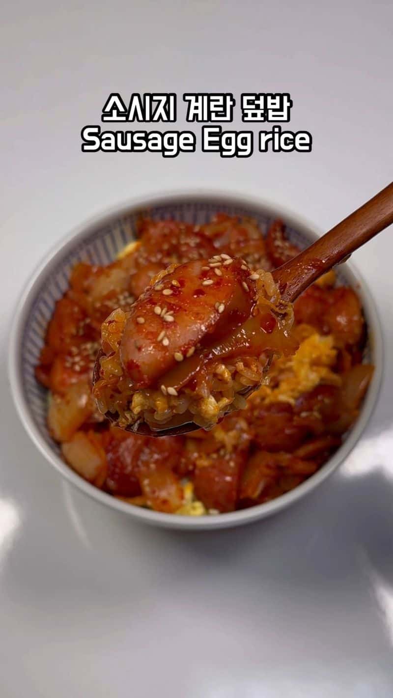 소시지 계란 덮밥 Thumbnail