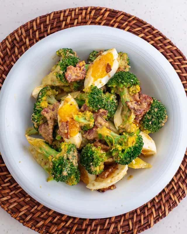 마성의 다이어트 브로콜리 샐러드 Thumbnail