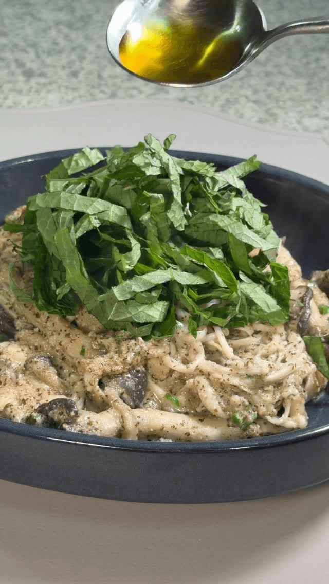 느끼하지 않고 꾸덕한 들기름 들깨 버섯 파스타 Thumbnail