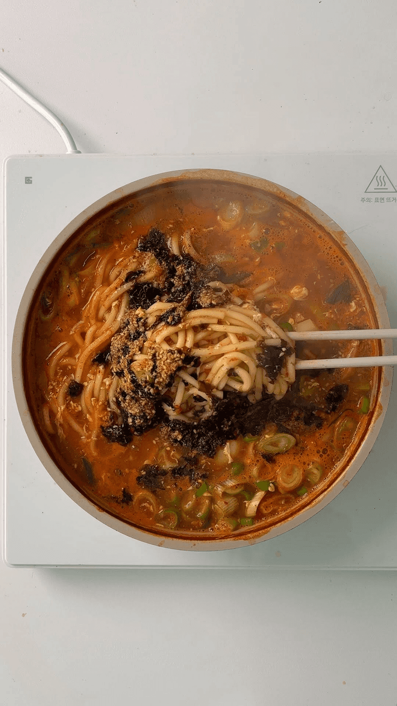 장칼국수 Thumbnail