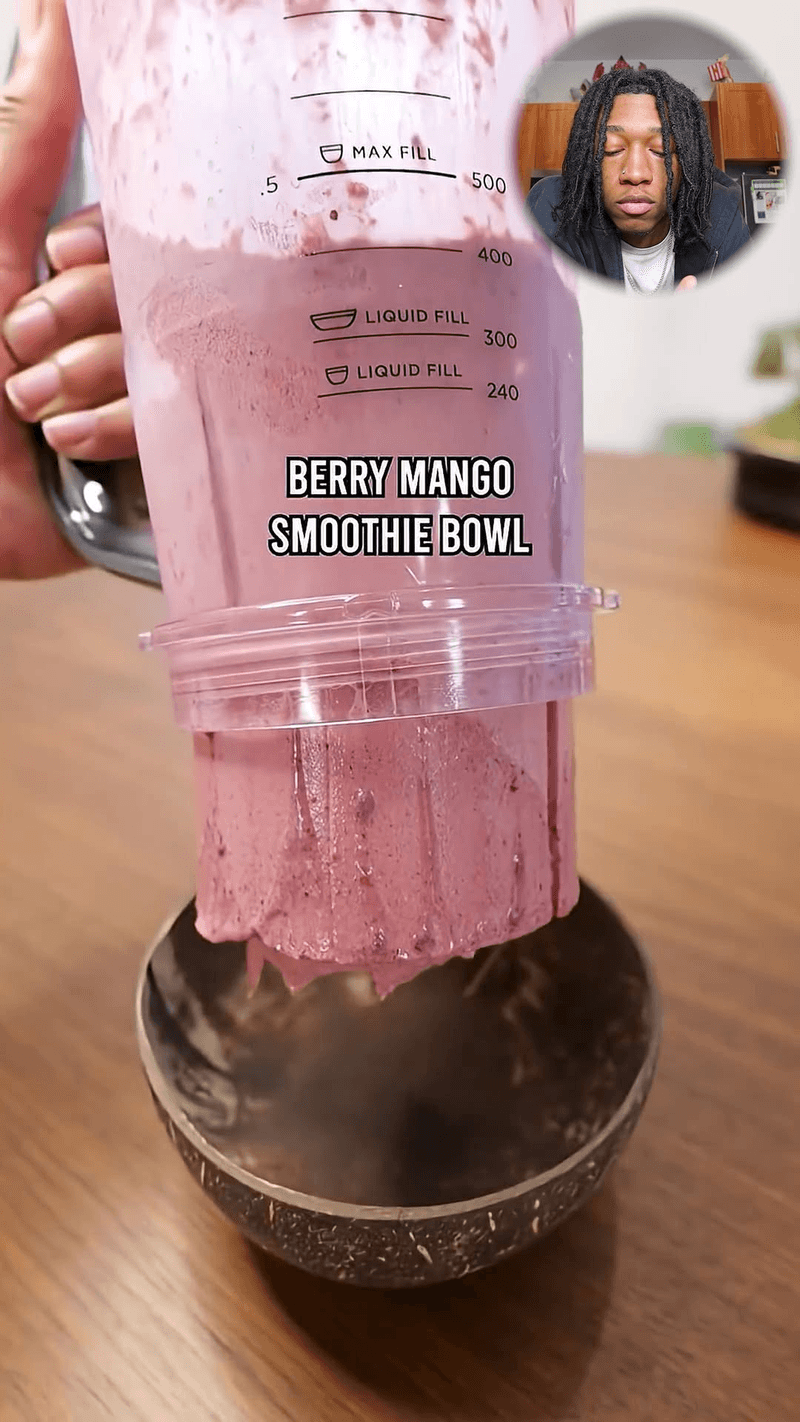 Berry Mango Smoothie Bowl